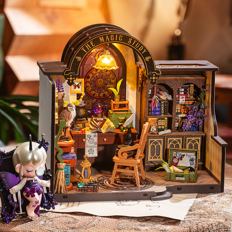 🧙 Magic Study Miniature House™