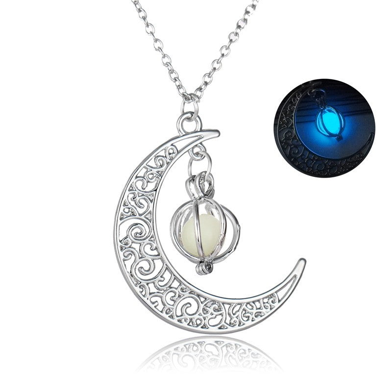 🌙 MoonGlow Aura Necklace™
