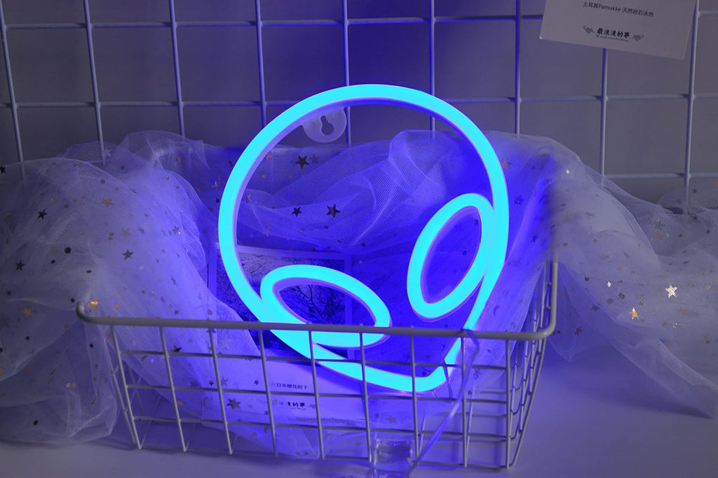 Alien Neon Sign Led Signs Alien Lamp for Wall Decor Neon Lights for Bedroom Asthetic Room Decor Alien Decorations Battery/Usb Operated(Blue)